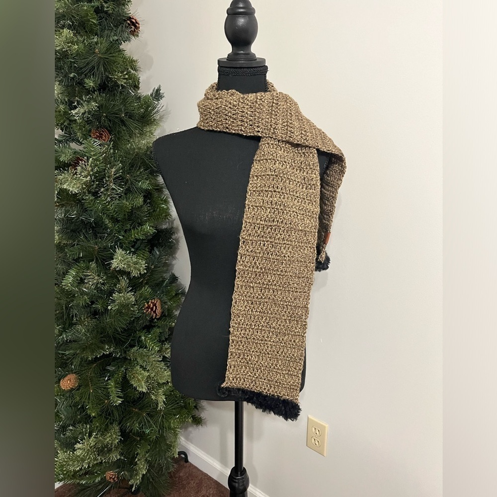 NWT Crochet Brown Scarf with Faux Fur Black Trim, Perfect Winter Wear, Warm Cozy